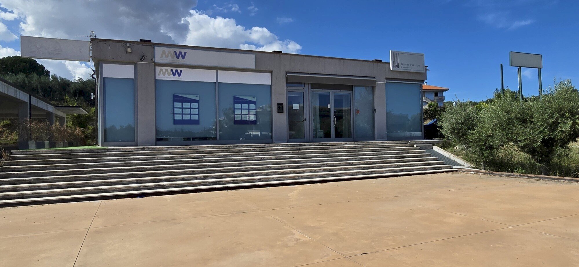 Shop Via Italia, Mosciano Sant'Angelo - photo 2