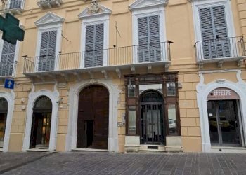 Quadrilocale Piazza Luca da Penne, 1, Penne - foto 1