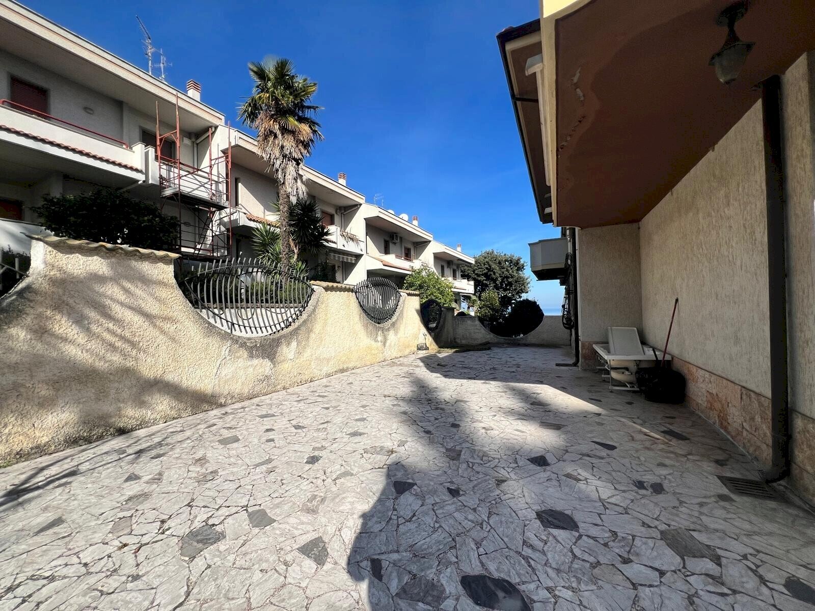 Villa Unifamiliare Strada Provinciale Pescara-San Silvestro, 98, Pescara - foto 3