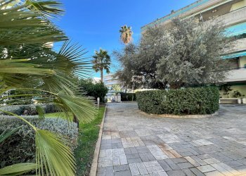 Three-room apartment Via Bradano, Montesilvano - photo 2