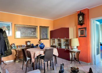 Three-room apartment Via Bradano, Montesilvano - photo 16