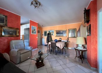 Three-room apartment Via Bradano, Montesilvano - photo 19