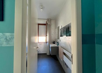 Three-room apartment Via Bradano, Montesilvano - photo 22