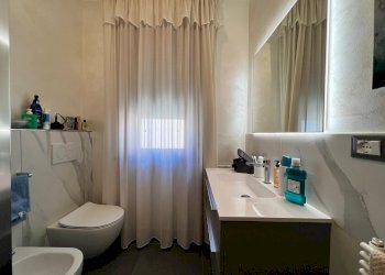 Three-room apartment Via Bradano, Montesilvano - photo 23