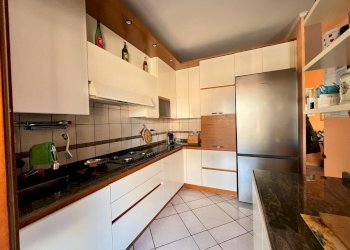 Three-room apartment Via Bradano, Montesilvano - photo 37