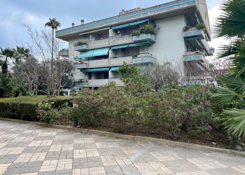 Three-room apartment Via Bradano, Montesilvano - photo 4