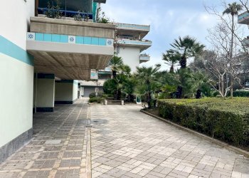 Three-room apartment Via Bradano, Montesilvano - photo 6