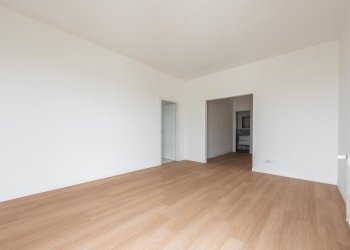 Three-room apartment Segrate - photo 1