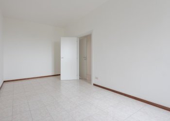 Three-room apartment Segrate - photo 10