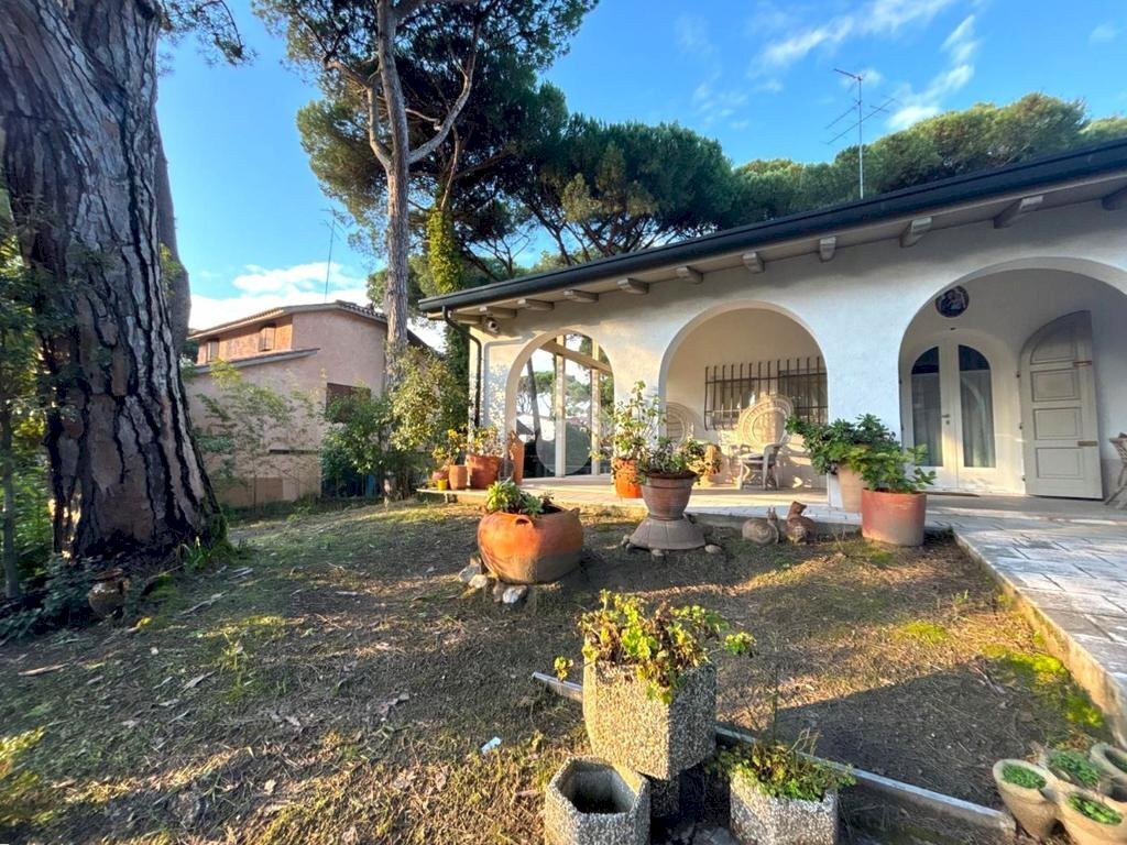 Villa Viale delle Palme, Ravenna (zona Marina Romea) - foto 2