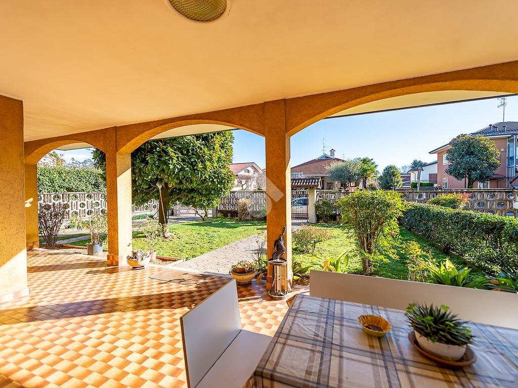 Porzione di casa Via Nino Bixio, Lainate - foto 2