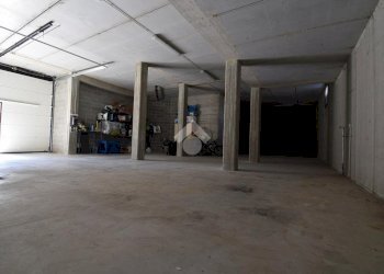 Four-room apartment Fraz Branchet, Pontey - photo 28