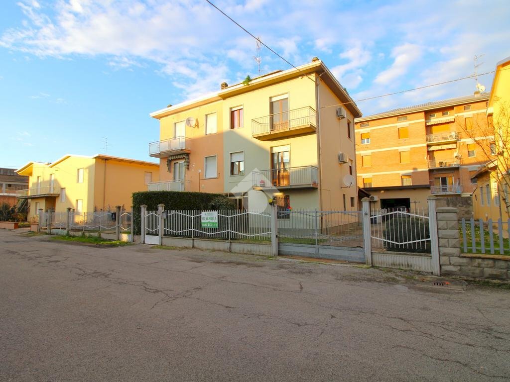 Porzione di casa Via I Maggio, Fabbrico - foto 1