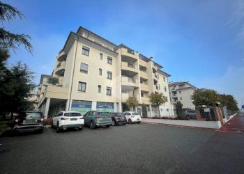 Trilocale Via Milano, Magenta - foto 1