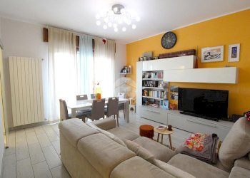 Trilocale Via A. Saffi, Magenta - foto 2