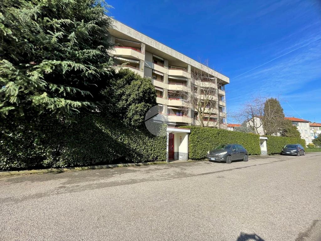 Trilocale Via S. Allende, Magenta - foto 1