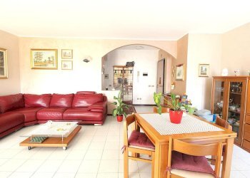 Trilocale Via S. Allende, Magenta - foto 5