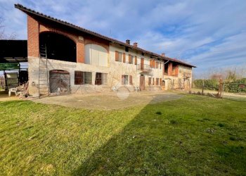 Casa semi indipendente Frazione Ranello, Castelnuovo Don Bosco - foto 2