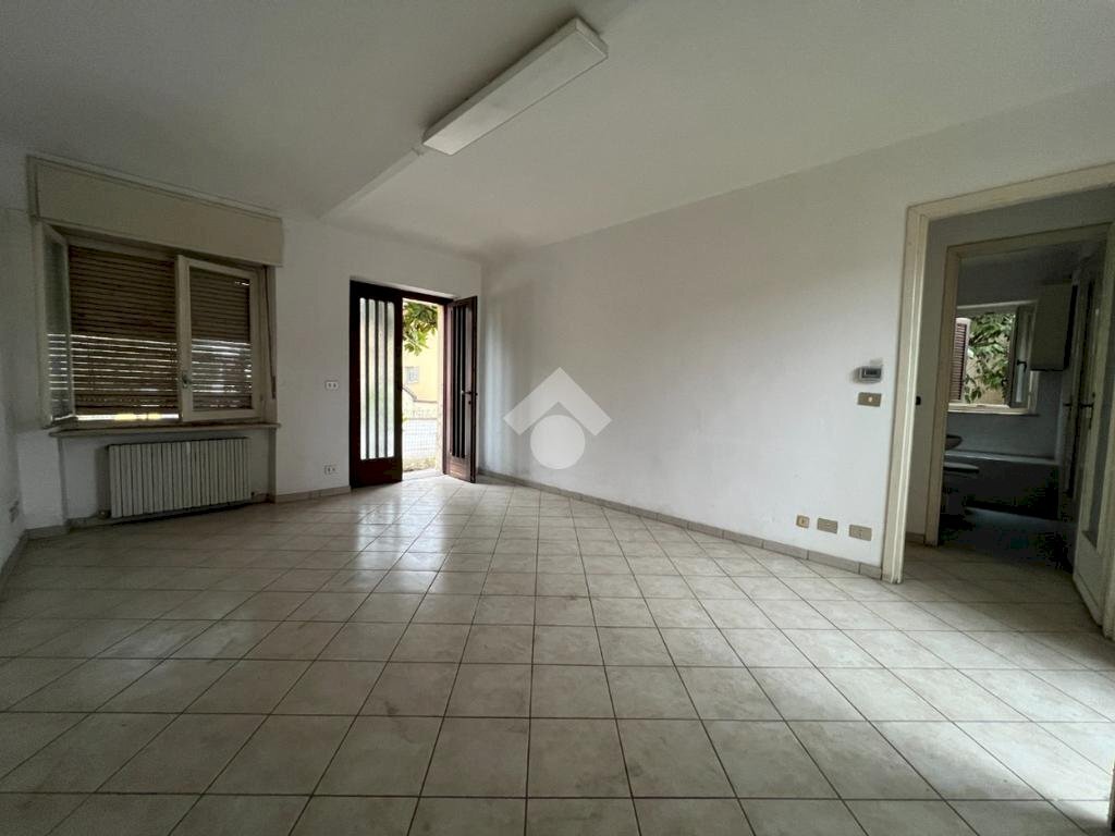 Two-room apartment Via Monferrato, Castelnuovo Don Bosco - photo 3
