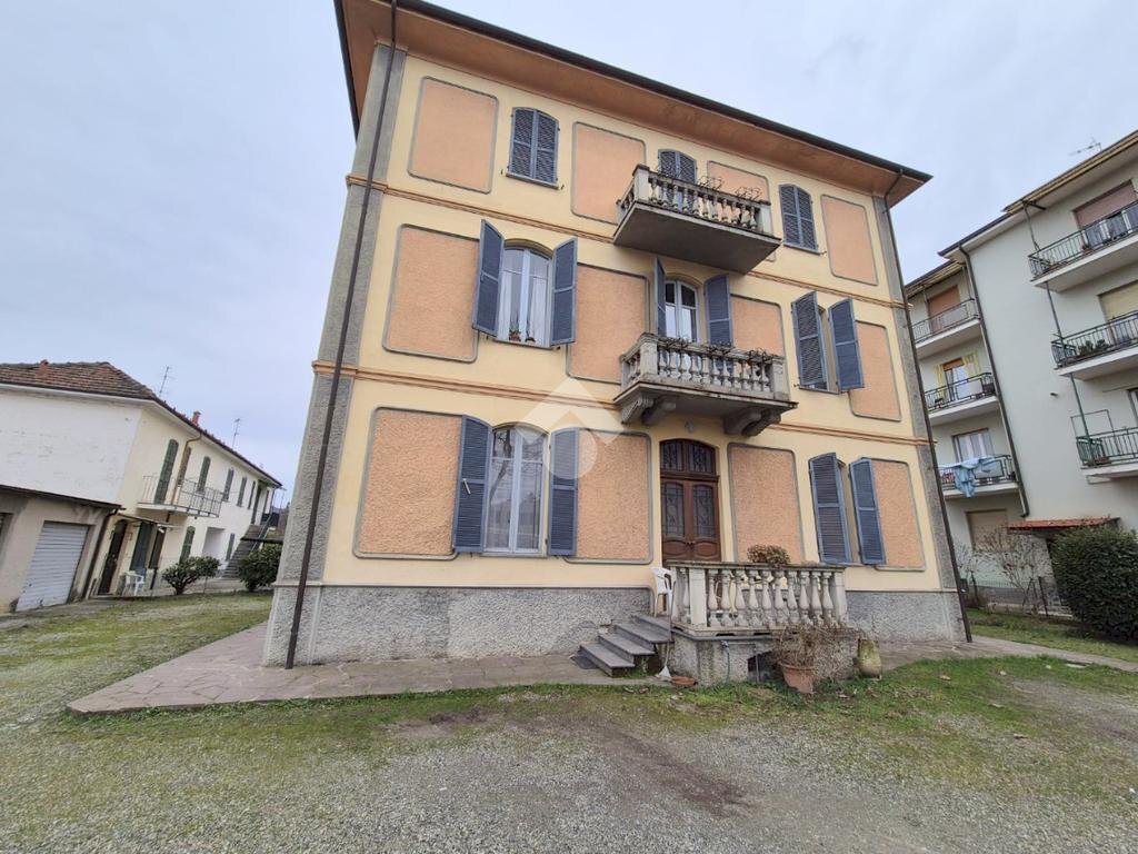 Three-family Villa Corso Divisione, Acqui Terme - photo 1