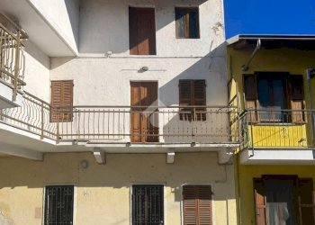 Casa semi indipendente Via Italia, Alice Castello - foto 1