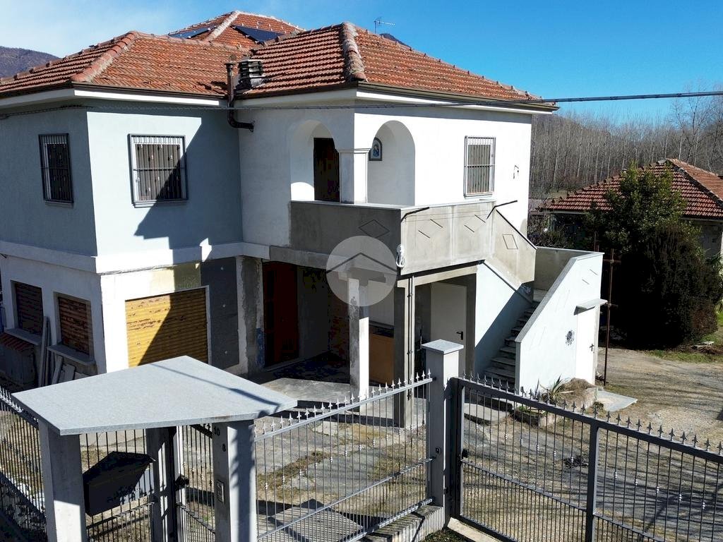 Casa indipendente Via Almese, Avigliana - foto 1