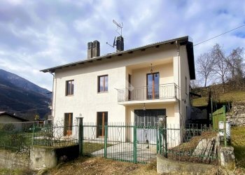 Casa indipendente Via Nino Costa, Pinasca - foto 1