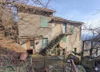 Casa indipendente Località Gualdrà, Savignone - foto 1