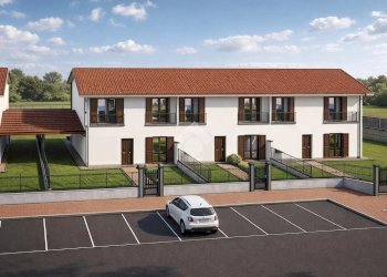 Villa a Schiera Via Po, La Loggia - foto 1