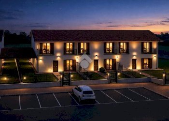 Villa a Schiera Via Po, La Loggia - foto 2