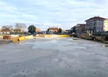 Villa a Schiera Via Po, La Loggia - foto 7