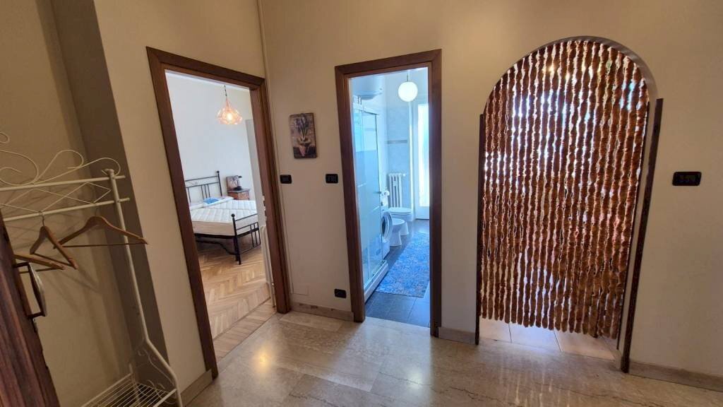 Three-room apartment Torino (neighborhood Valdocco) - photo 1