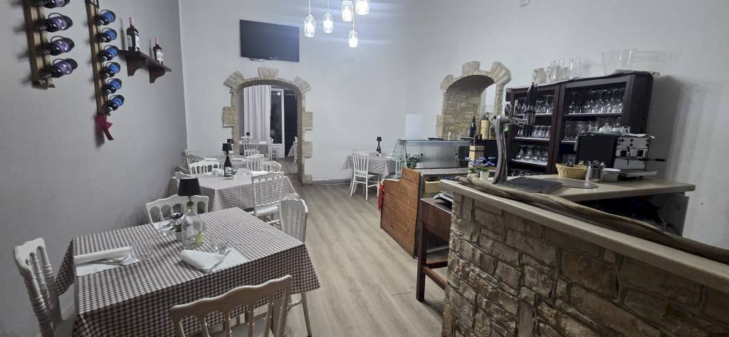 Ristorante via Piave, Castel San Giorgio - foto 1