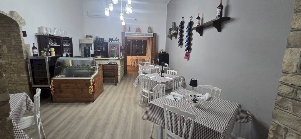 Ristorante via Piave, Castel San Giorgio - foto 2