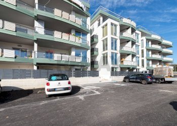 Edificio all\'aperto - Bilocale Via Di Dragoncello
 
30, Roma - foto 19