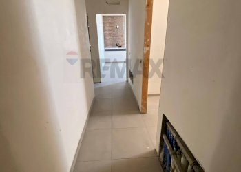 Hall / corridoio - Four-room apartment via scandurra, Venetico - photo 3