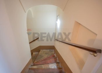 Scale - Casa indipendente Via Francesco Crispi
 
40/42, Grammichele - foto 14