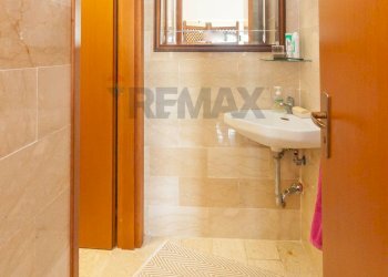 Bagno - Capannone zona industriale blocco palma II
 
SNC, Catania - foto 8