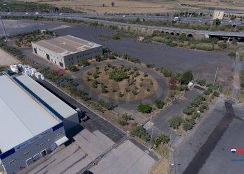 Posizione della mappa - Capannone ZONA INDUSTRIALE BLOCCO PALMA II
 
SNC, Catania - foto 44