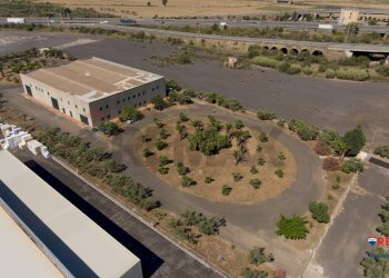 Posizione della mappa - Capannone ZONA INDUSTRIALE BLOCCO PALMA II
 
SNC, Catania - foto 48