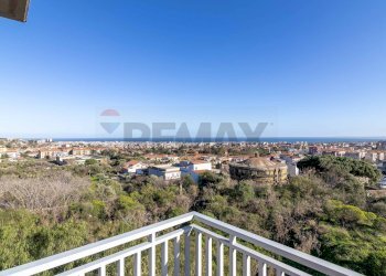 Balcone - Appartamento Via Giuseppe Antonio Borgese
 
13, Catania - foto 4