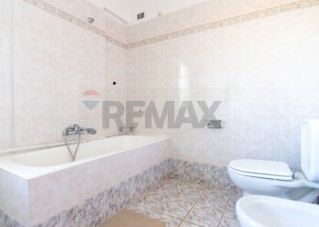 Bagno - Appartamento Via Giuseppe Antonio Borgese
 
13, Catania - foto 19