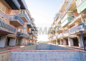 Edificio all\'aperto - Appartamento Via Giuseppe Antonio Borgese
 
13, Catania - foto 46