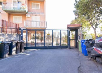 Edificio all\'aperto - Appartamento Via Giuseppe Antonio Borgese
 
13, Catania - foto 47