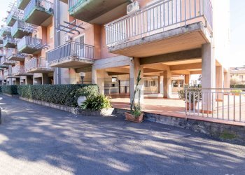 Edificio all\'aperto - Appartamento Via Giuseppe Antonio Borgese
 
13, Catania - foto 48