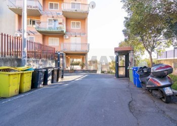 Edificio all\'aperto - Appartamento Via Giuseppe Antonio Borgese
 
13, Catania - foto 50