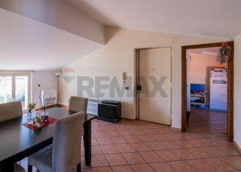 Soggiorno - Quadrilocale Via Pulei
 
39/B1, Mascalucia - foto 5