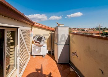 Terrazzo - Quadrilocale Via Pulei
 
39/B1, Mascalucia - foto 8