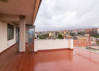 Terrazza - Appartamento via Mazzini
 
6/b, Belpasso - foto 2