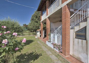 Giardino - Casa indipendente VIA DELLA SELVA
 
24, Civitella in Val di Chiana - foto 3